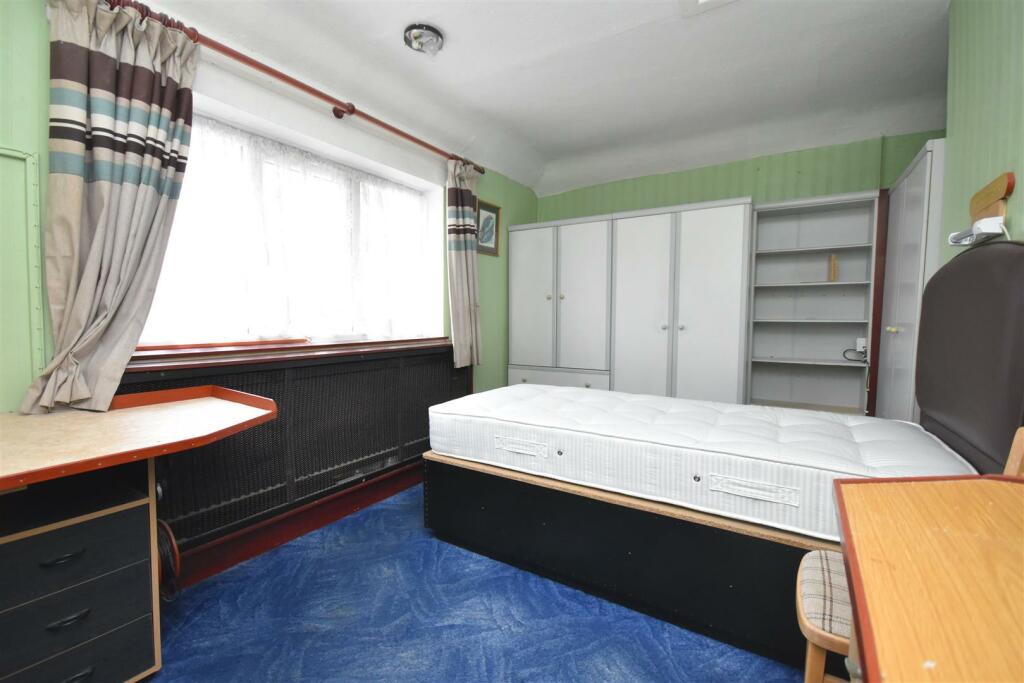bedroom two.jpg