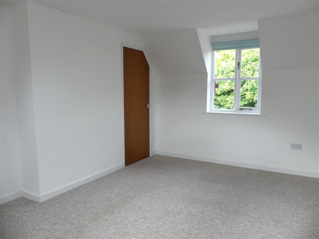 bed 1.JPG