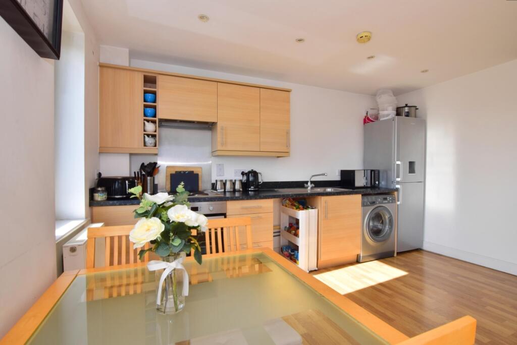 Lounge-diner-kitchen