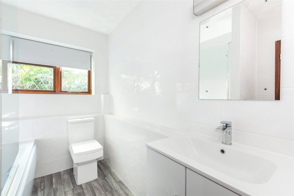 Bed Two En Suite