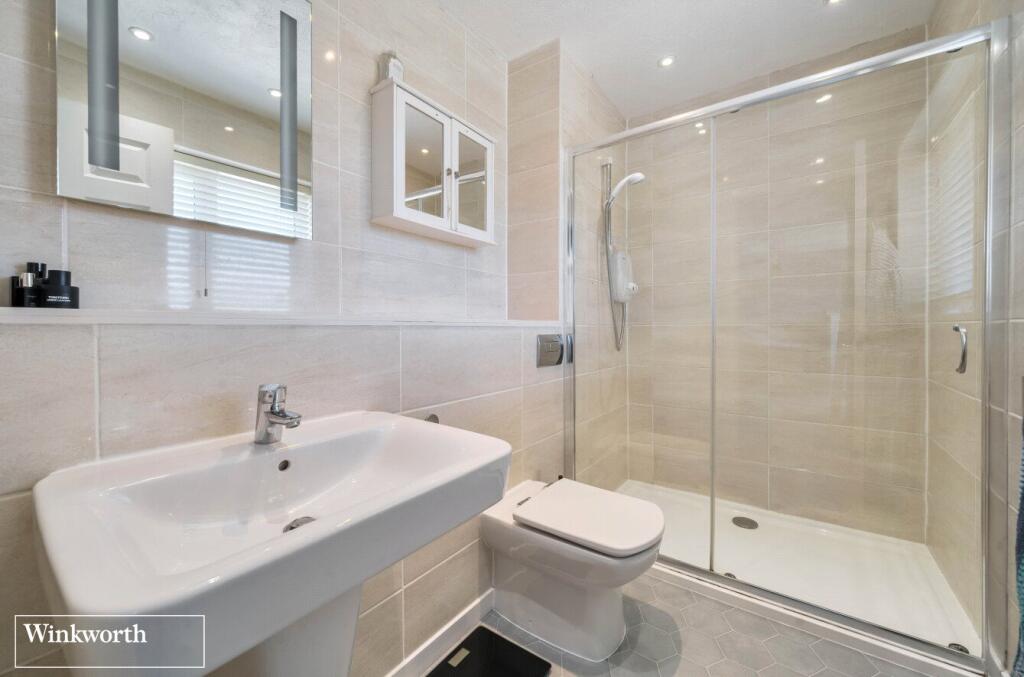 Ensuite