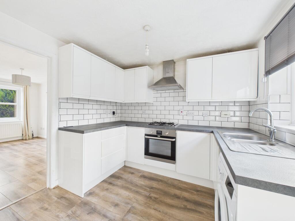 Dining/Kitchen