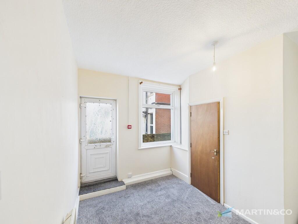 CAM02318G0-PR0538...