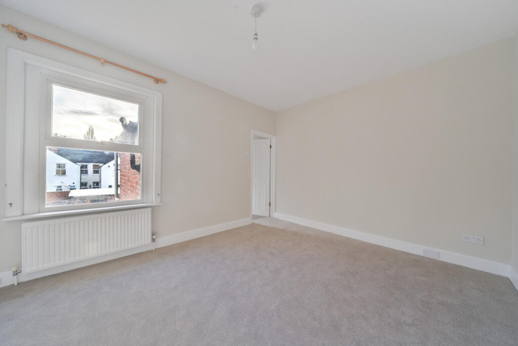 1392827-7-694953e...