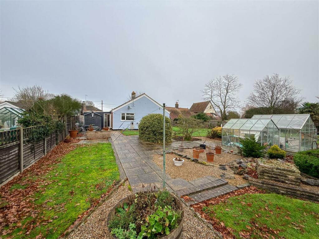 Garden 3.jpg