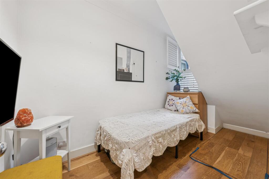 Esmond Road, W4 - FOR SALE