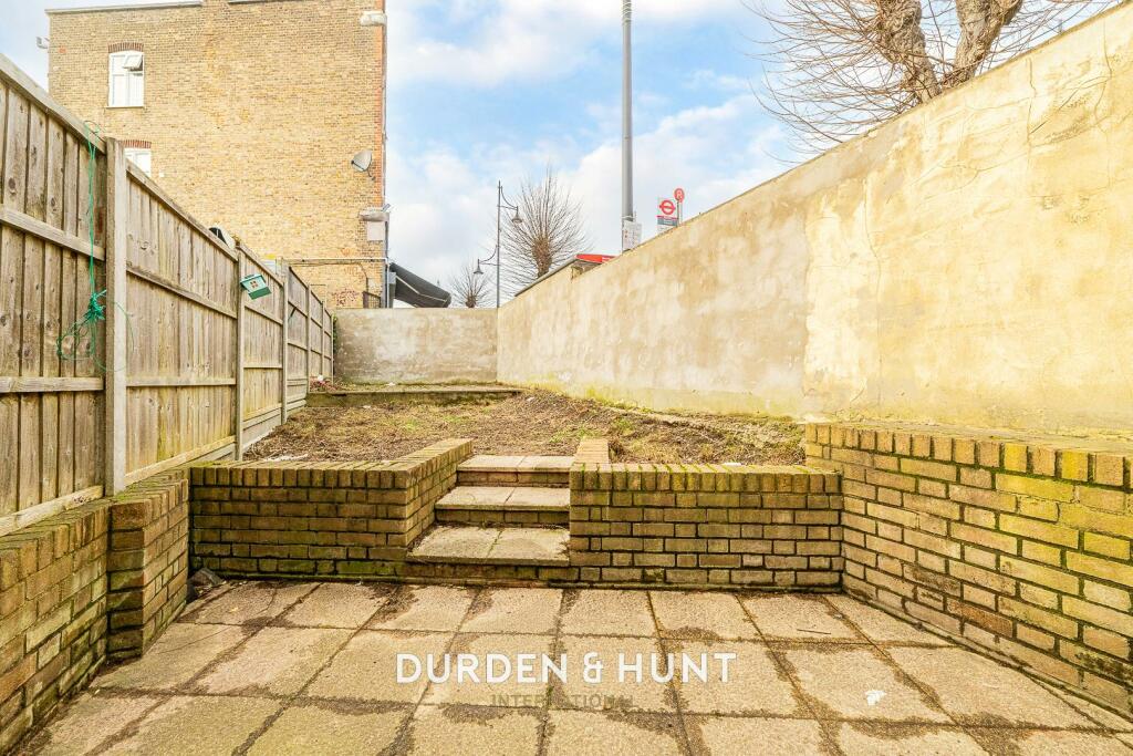 Theydon-23.1.jpg
