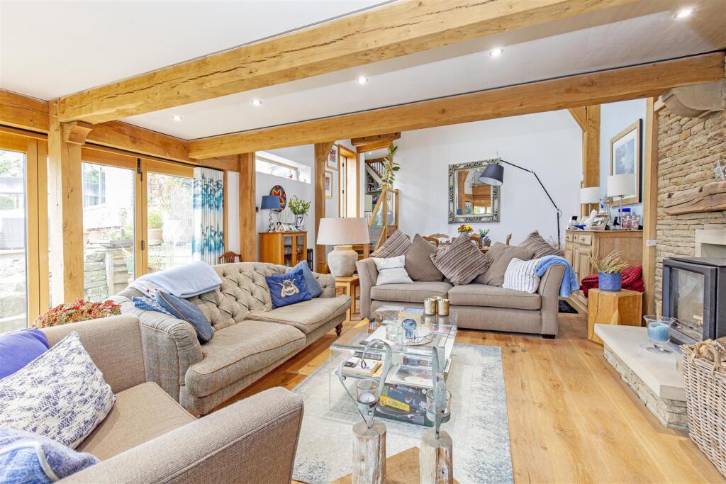 Impressive Vaulted Reception Room
