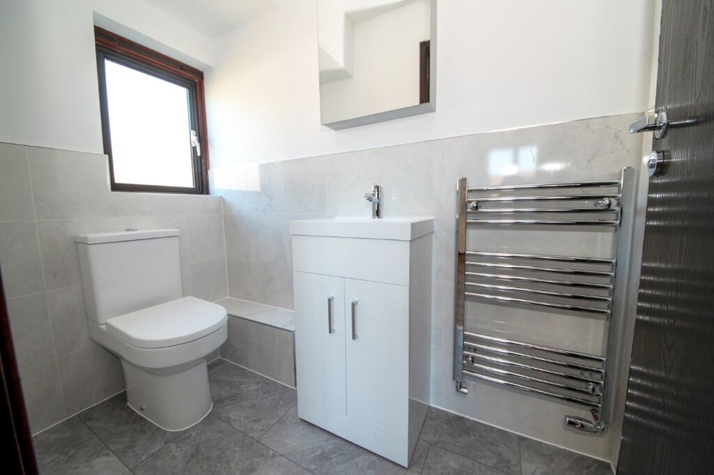Ensuite Shower Room 