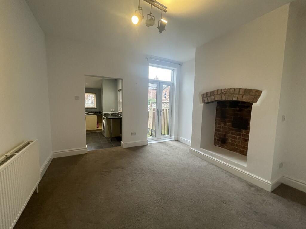 iPhone-2025.02.04...