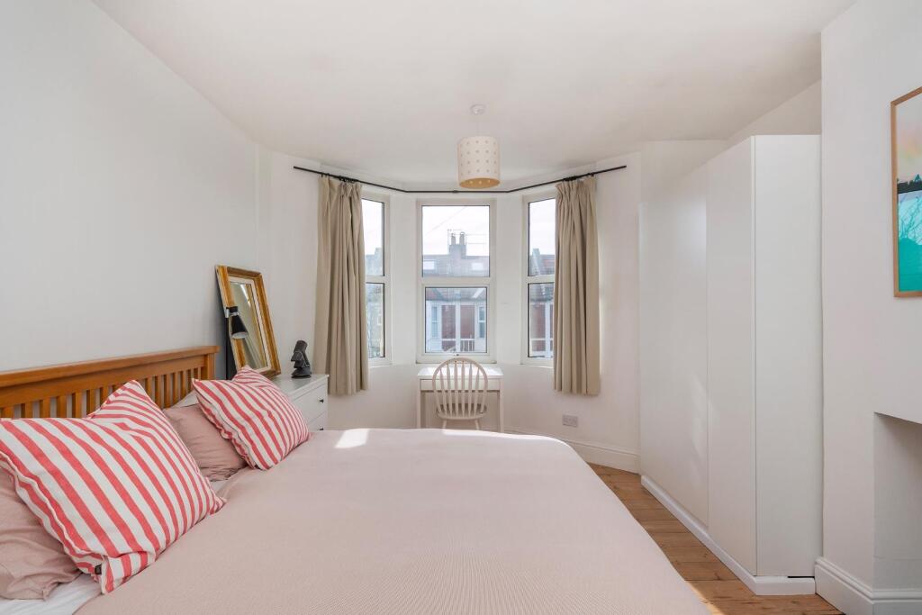 7H7AVP - Bedroom C.jpg