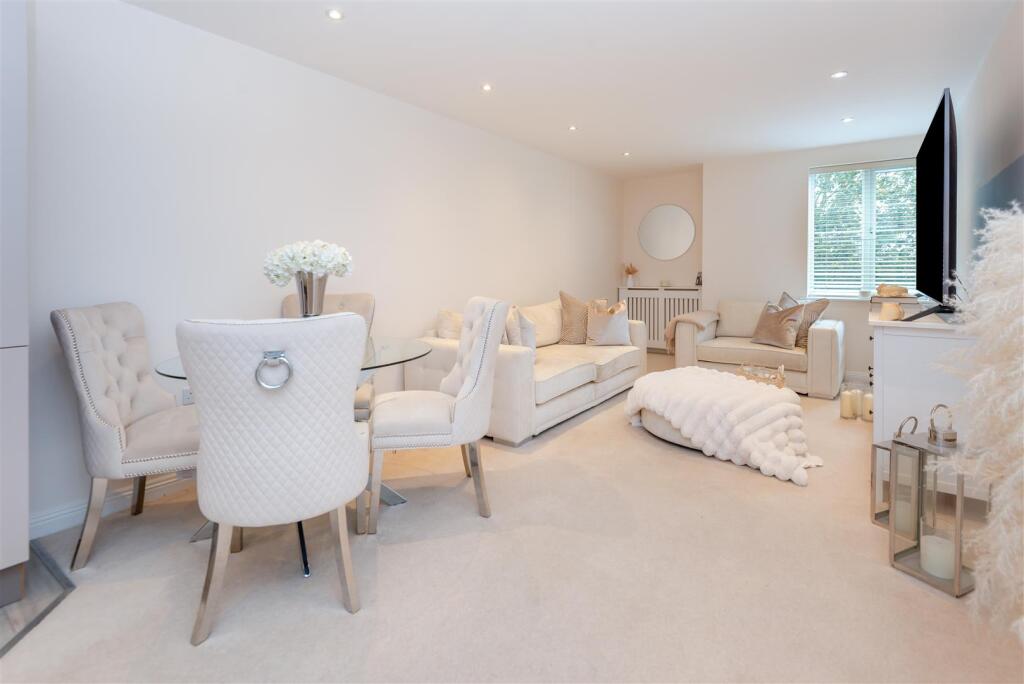 8623388-interior05.jpg