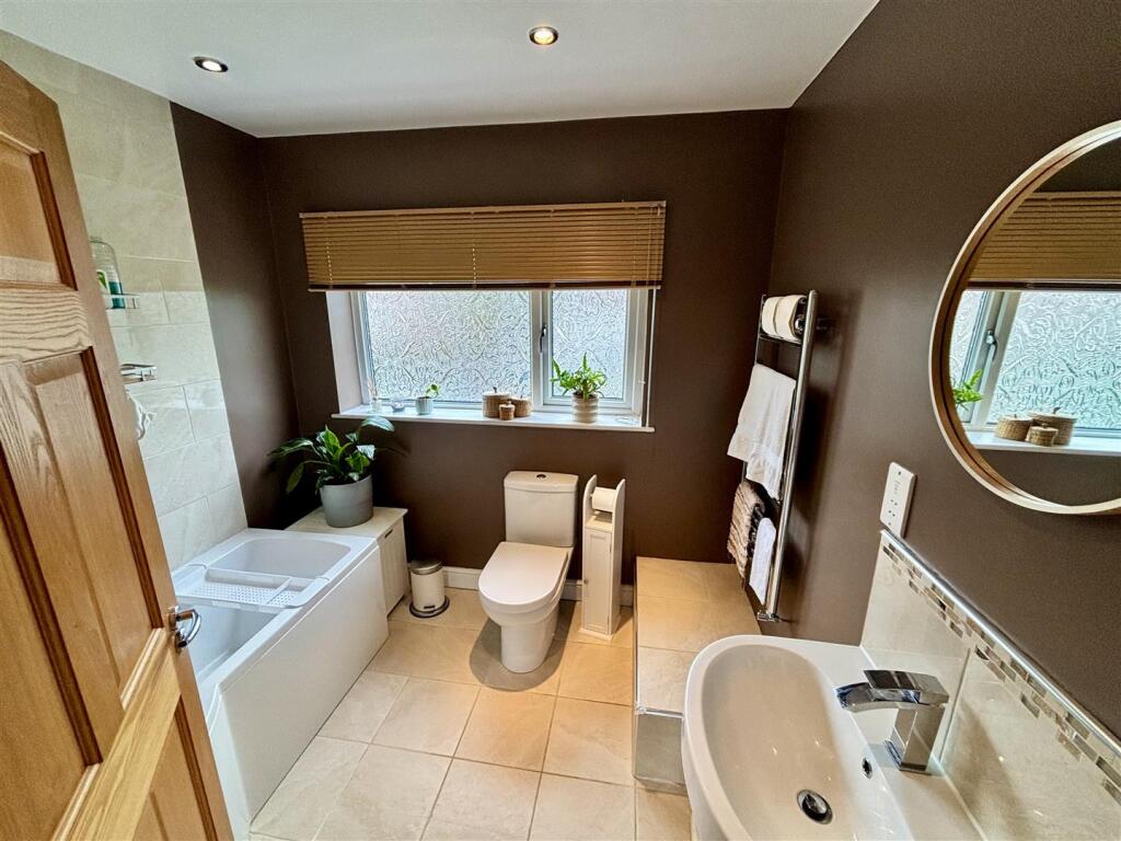 Bathroom/WC