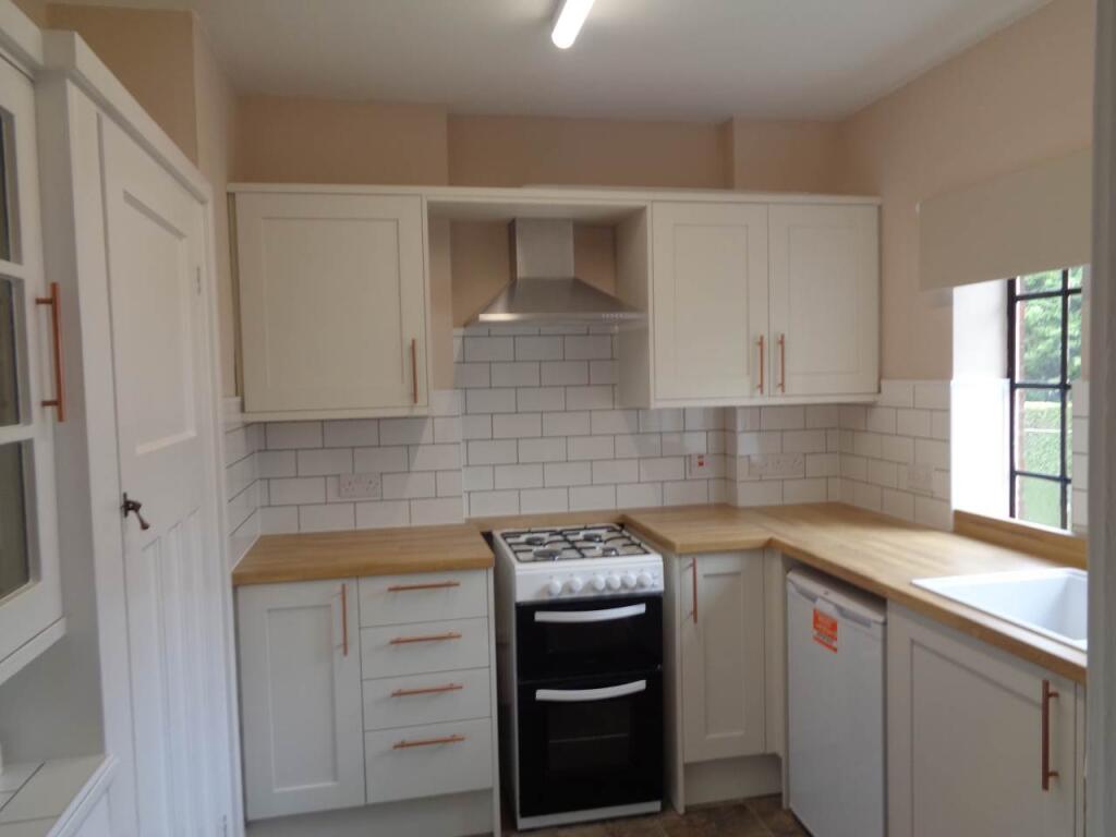 Dean Court 5 Kitchen