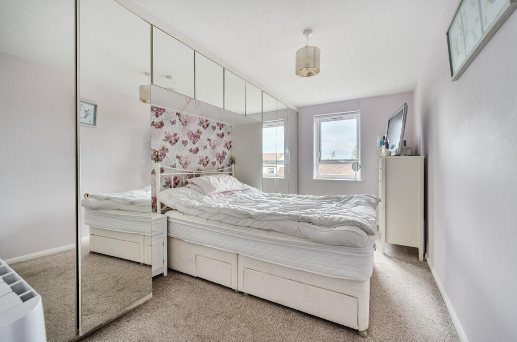 1305319-5-6848131...