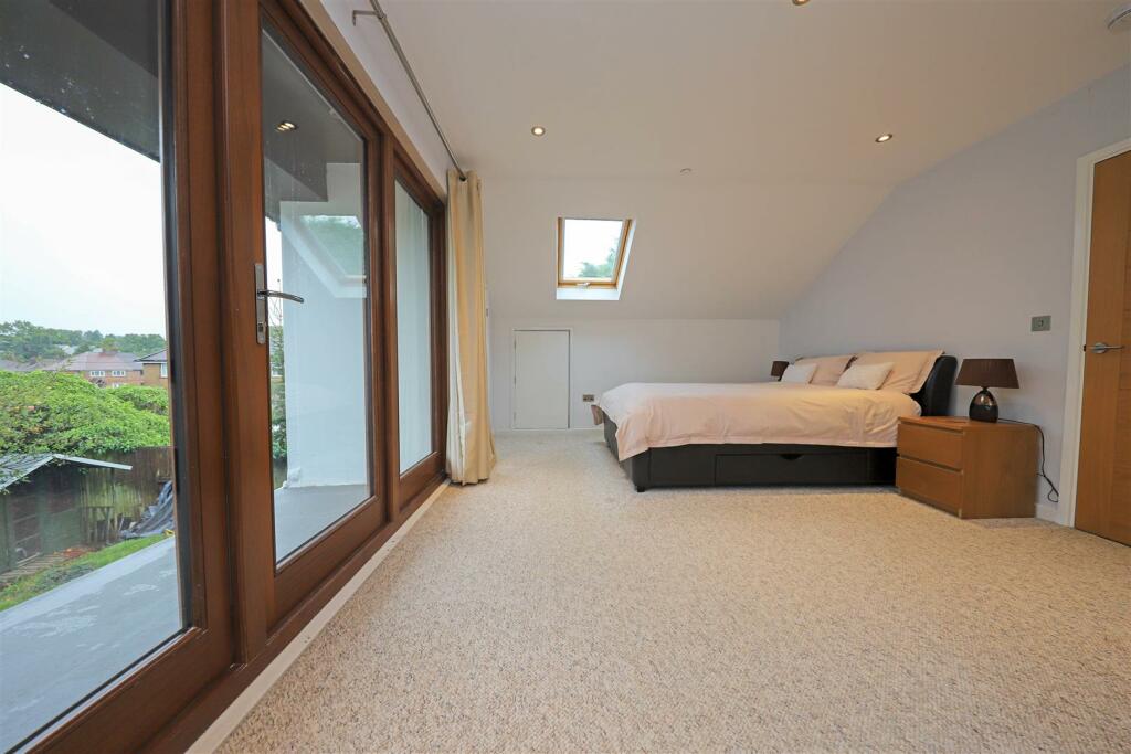 nicholas james kiln  bed 1.jpg