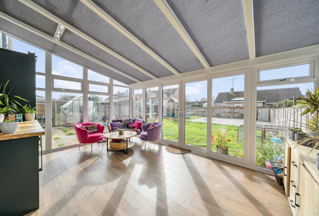 1373743-20-6900ed...