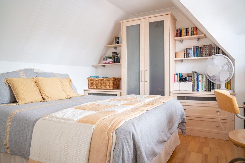 Bedroom 5 (on ...