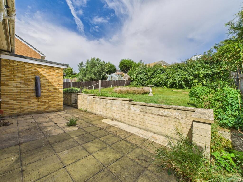 Garden 1 .jpg