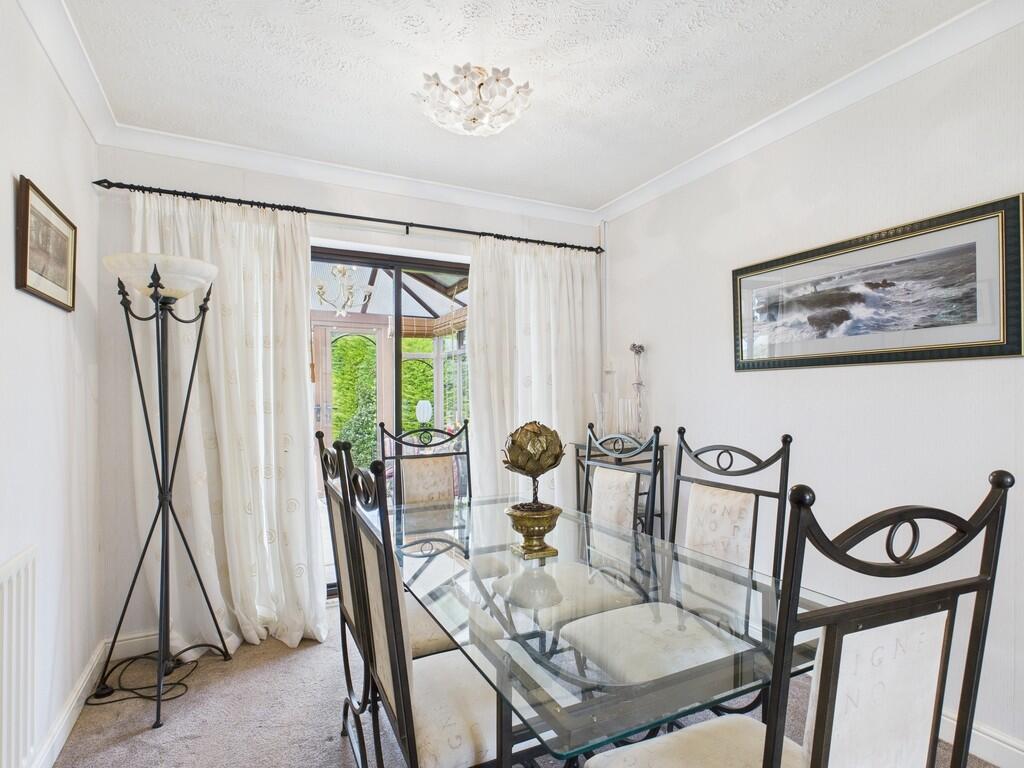 CAM03582G0-PR0082...