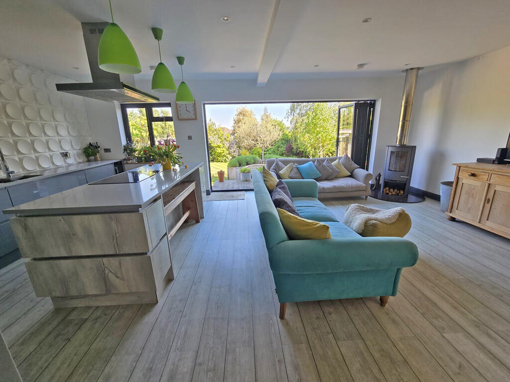 Kitchen - Diner (...