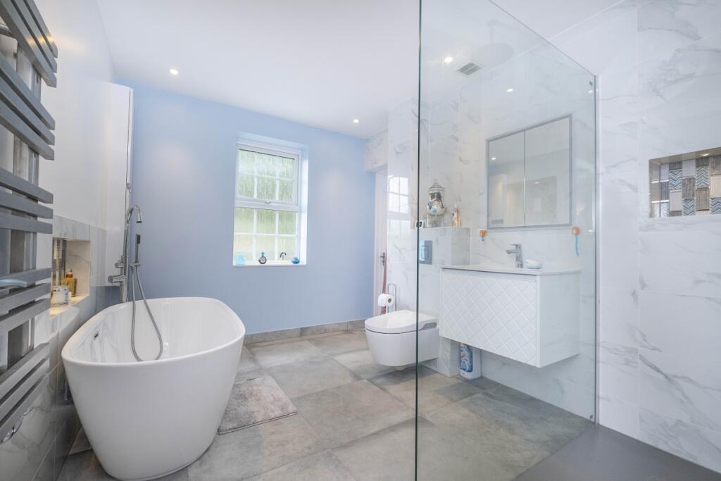 3-cotswold-close-...
