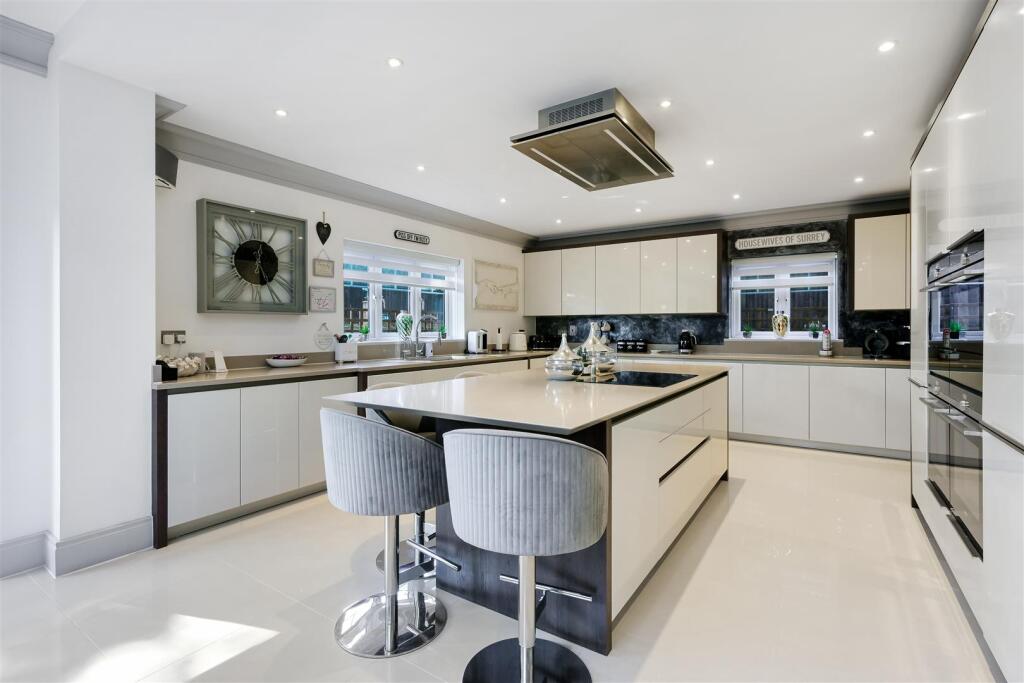 KENMORE CLOSE, 1-10.jpg