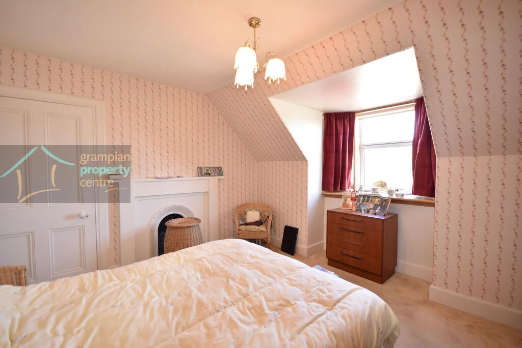 bed 1 111.JPG