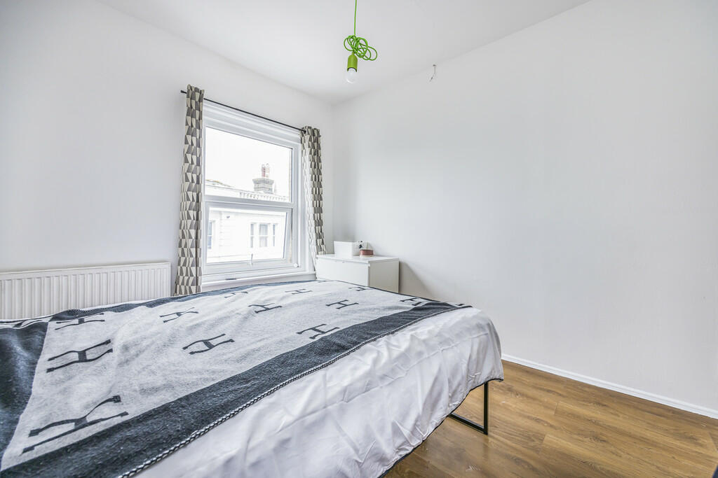 200-202 Commercia...