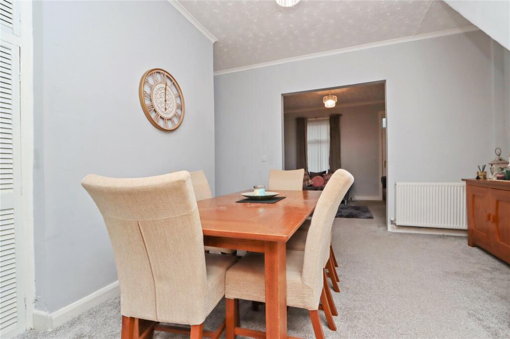 Dining Room Pic 2