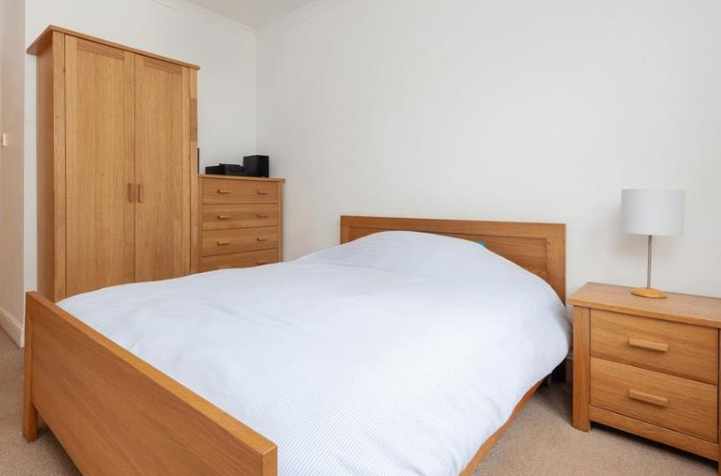 142 holcroft court 6 17.07.png