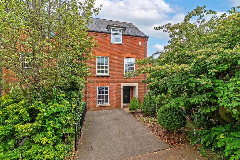 42GoldsmithsWay-12.jpg