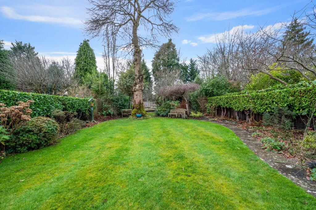 VERNON WALK, - (12).jpg