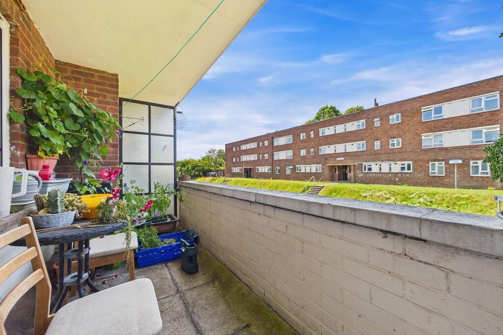 CAM01085G0-PR0600...