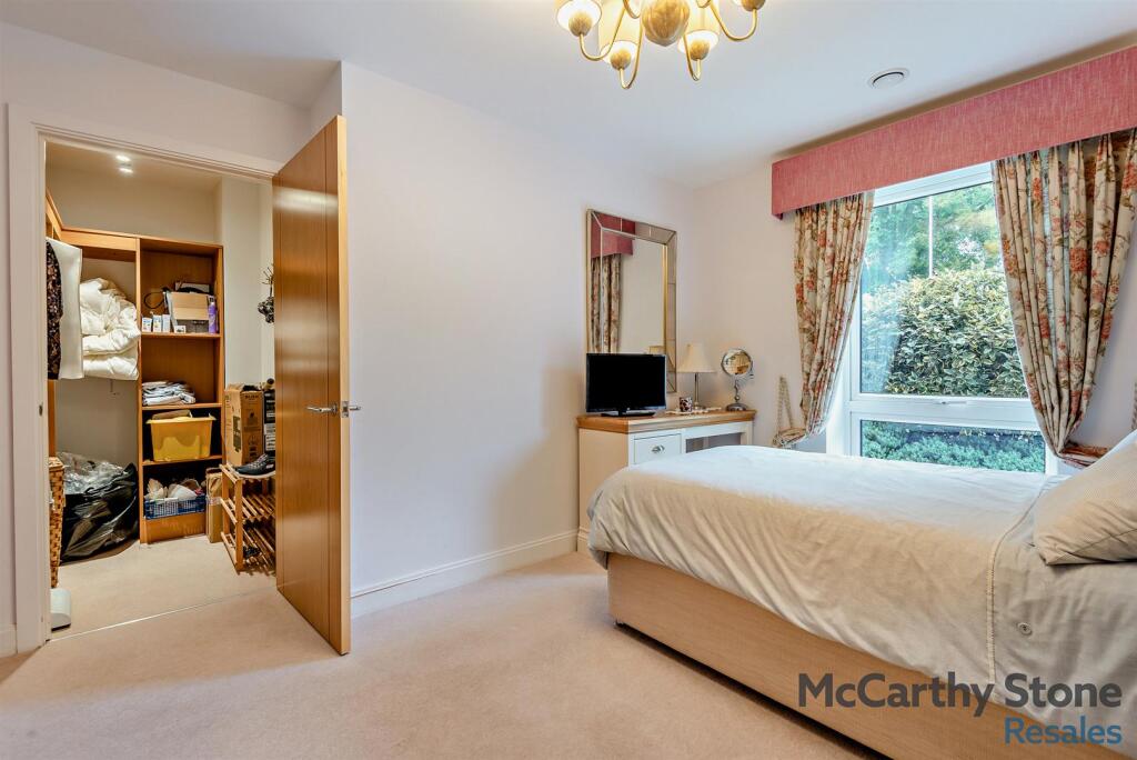 8667940-interior16-800.jpg