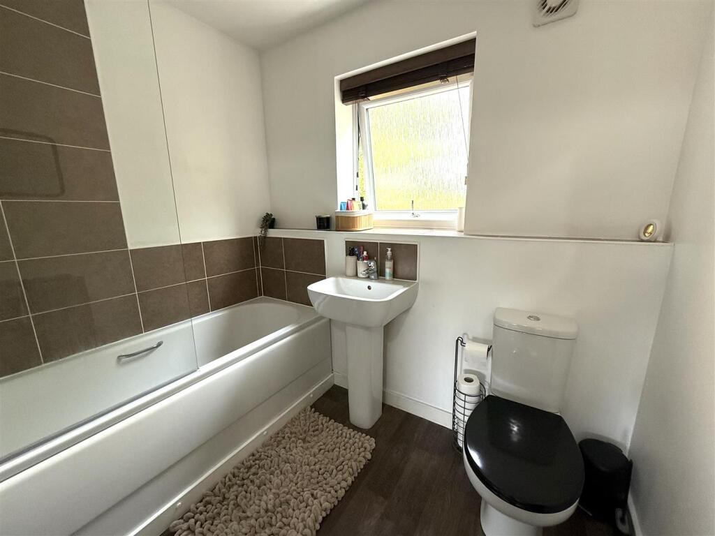 30 langley way bath.jpeg