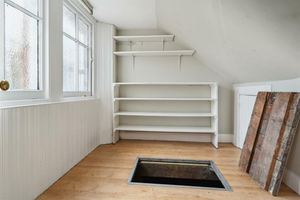 YATES HELLIER - 21 Larch Road (15 of 45).jpg
