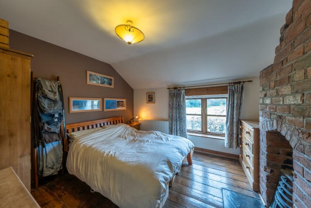 2 Gallowclough Lane-028.JPG