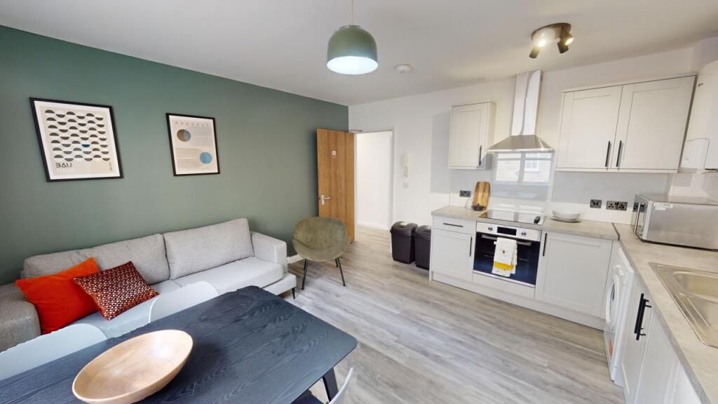 Flat-1-8-Piccadilly-Place-Kitchen-Living-Dining 1.