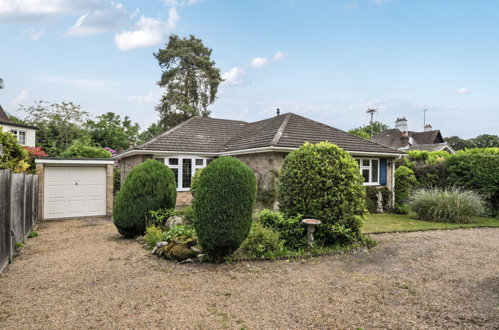 1295449-1-682b3fd...