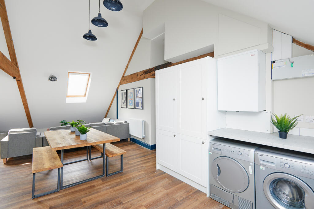 Shoe &amp; Boot Factory, Flat 20 Kitchen 3