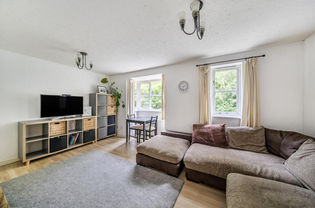 1346136-16-68b1cb...