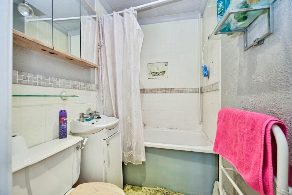 Downstairs Family Bathroom