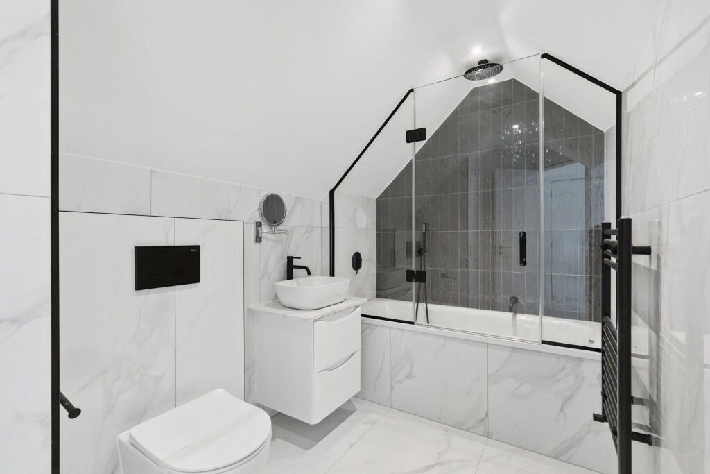 Plot 10 Ensuite