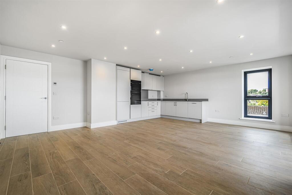 Kitchen.jpg