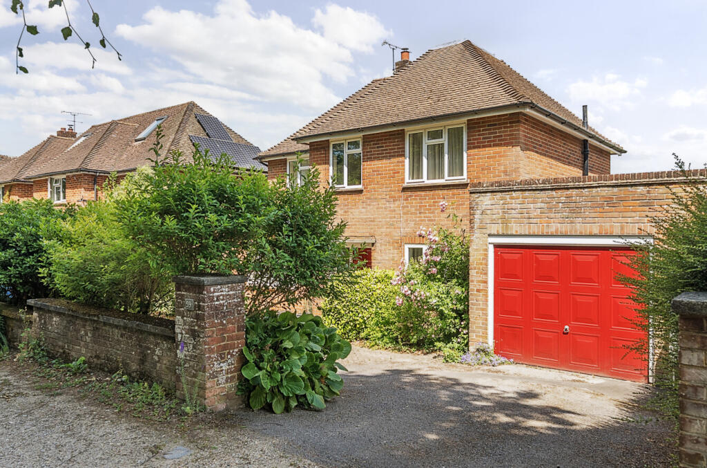 1304506-11-683d83...