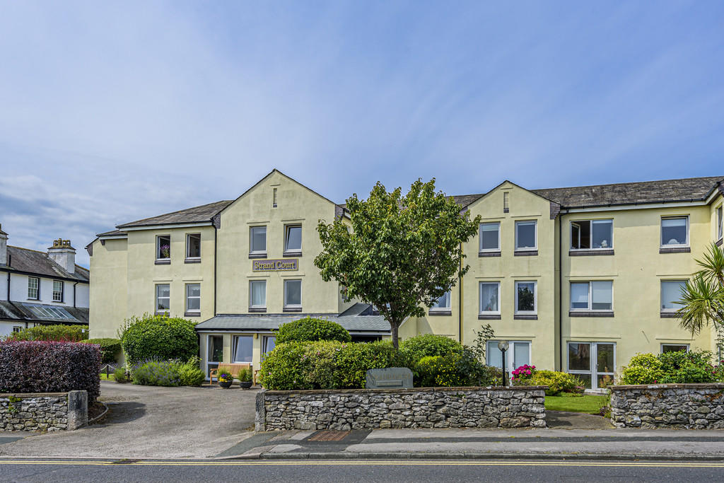Strand Court 