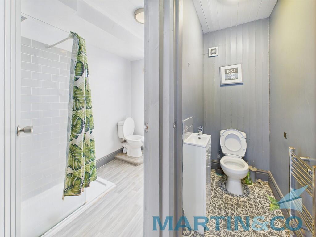 CAM01870G0-PR0164...