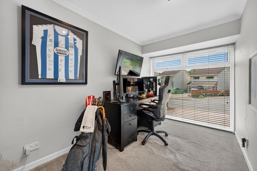 Bedroom 4 / Office