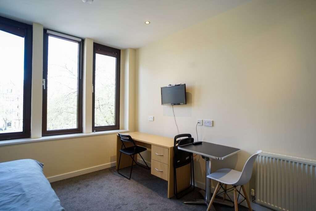 Flat_3_Gladstone_Buildings